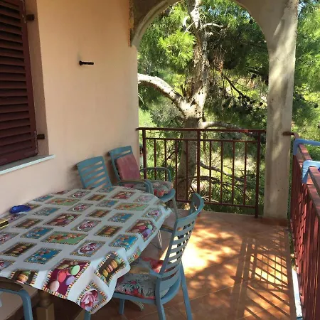Kerum Sveta Nedelja (Hvar)